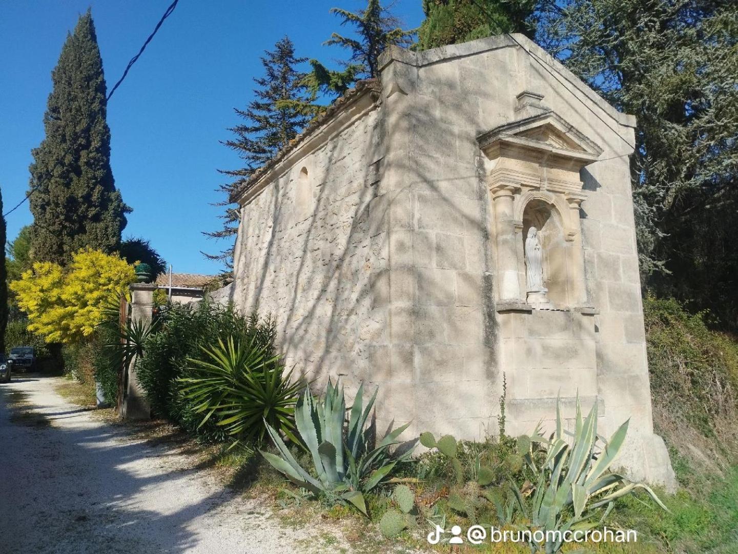 Mas De La Chapelle Sainte-Elisabeth Vila Tarascon Exterior foto